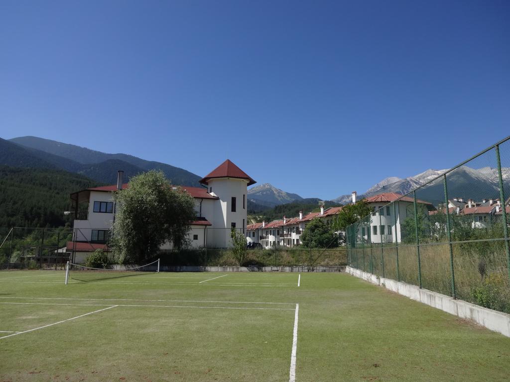 Pinerose Resort 班斯科 外观 照片