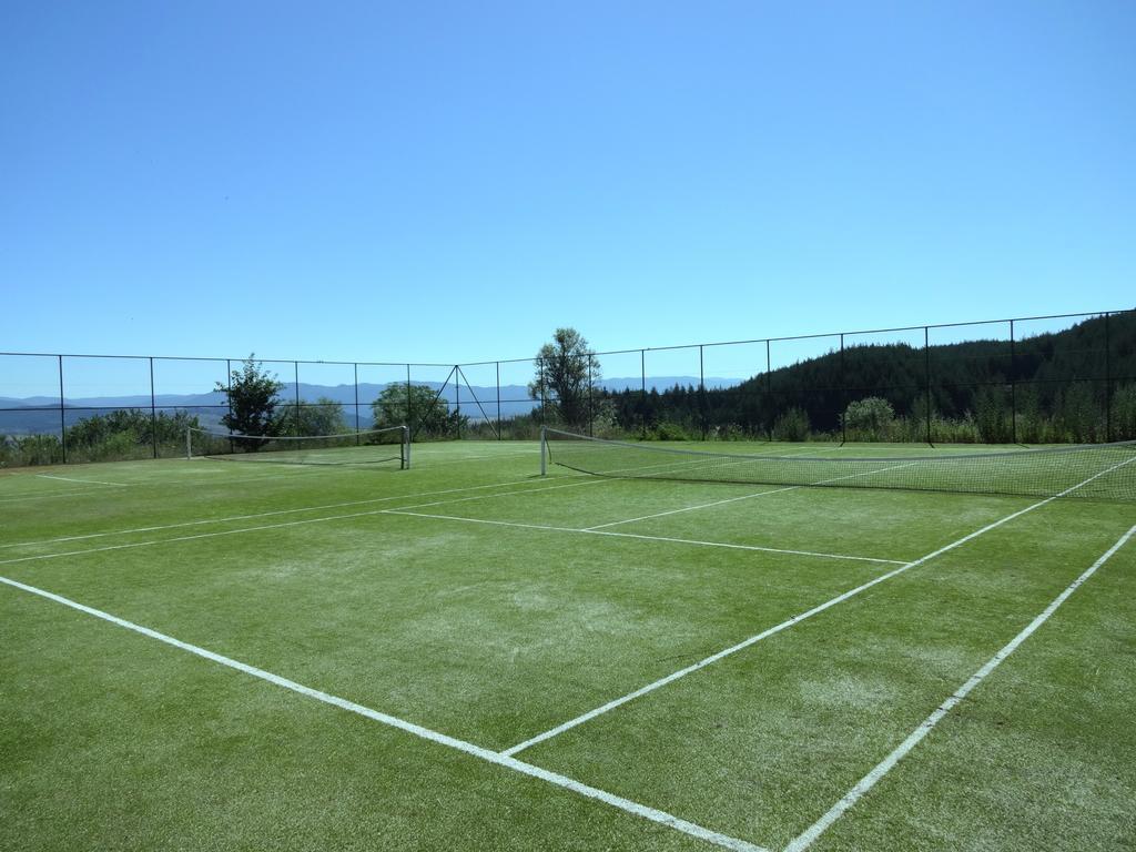 Pinerose Resort 班斯科 外观 照片