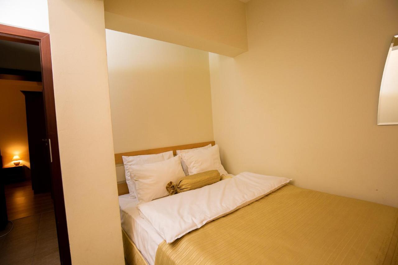 Pinerose Resort 班斯科 外观 照片